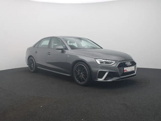 Audi A4 40 TDI S-Line Sedan