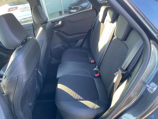 Ford Puma EcoBoost Titanium