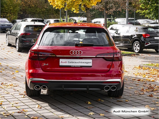 Audi S4 Avant Quattro
