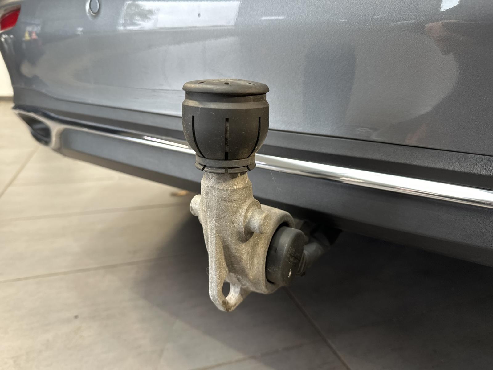 Mercedes-Benz C 220 AVANTGARDE C 220 d Estate