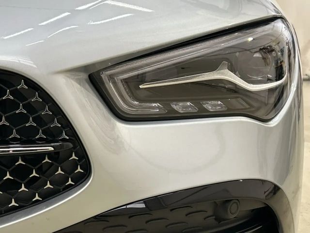 Mercedes-Benz CLA 200 AMG Line CLA 200 d Coupé