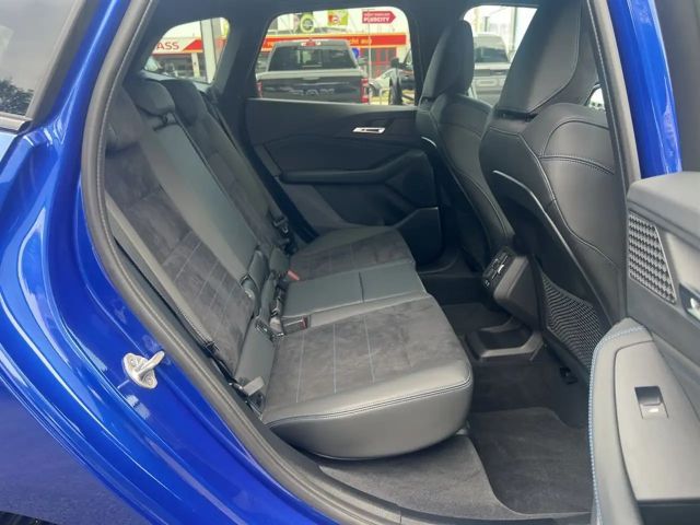 BMW 218 218i Active Tourer M-Sport Sedan