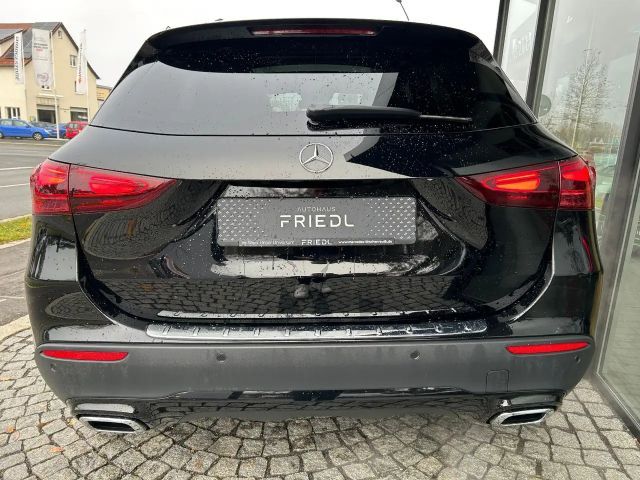 Mercedes-Benz GLA 200 GLA 200 d