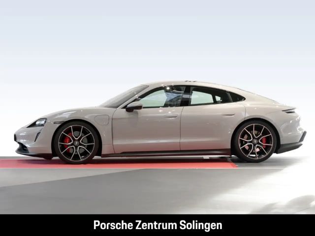 Porsche Taycan 4S