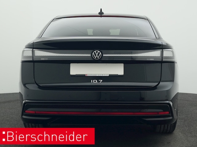 Volkswagen ID.7 IQ.Drive Pro