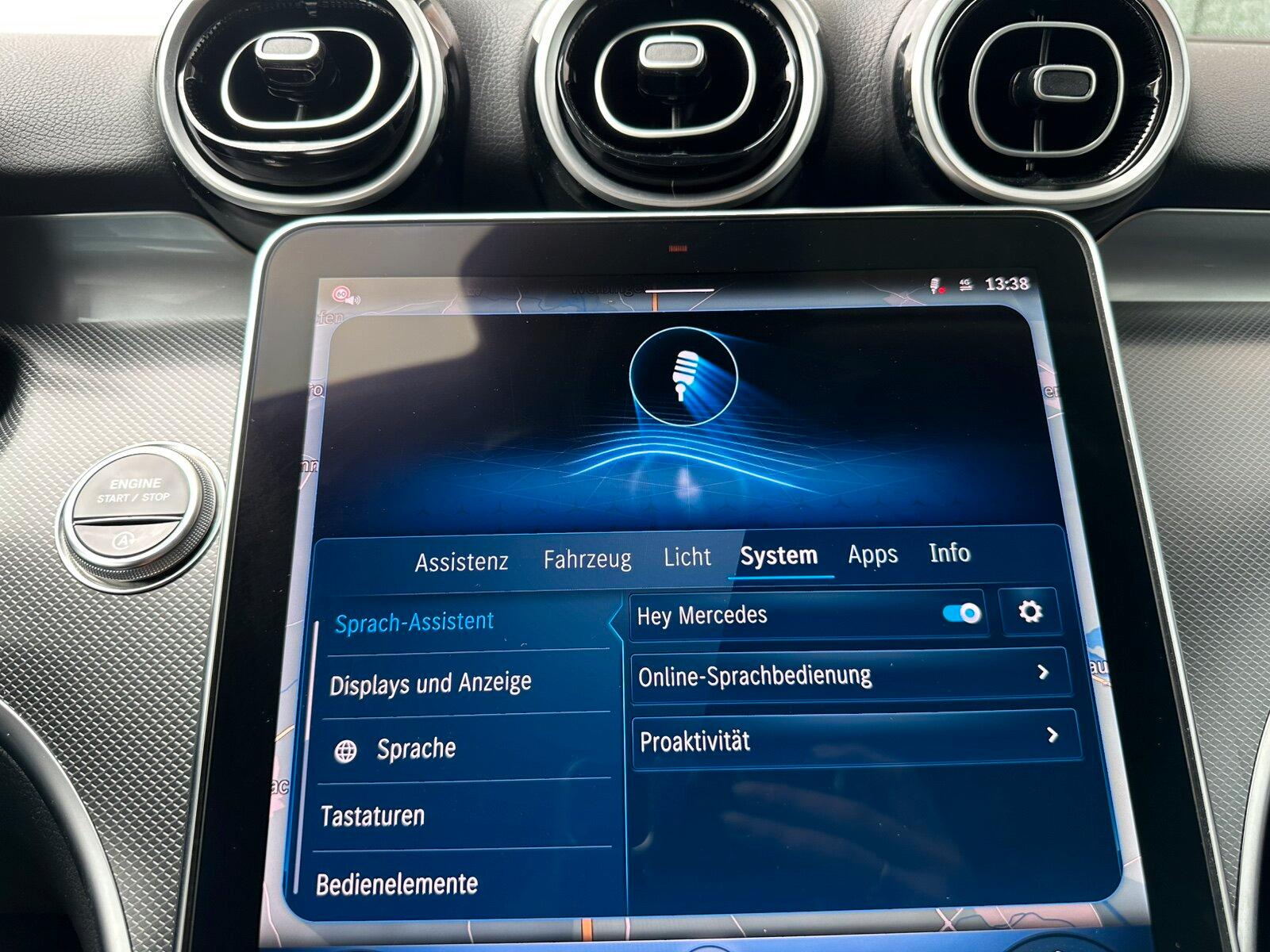 Mercedes-Benz C 200 AVANTGARDE Sedan