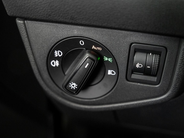 Volkswagen Polo 1.0 l TSI 5-Gang Virtual LED PDC SHZ SoundSys