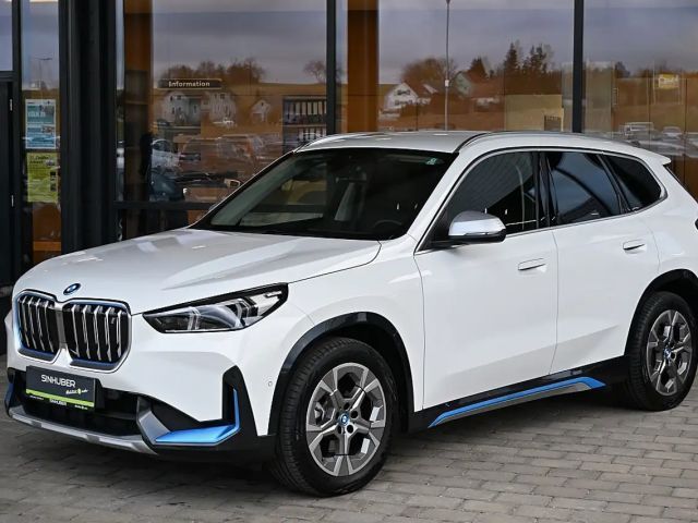 BMW iX1 xDrive30