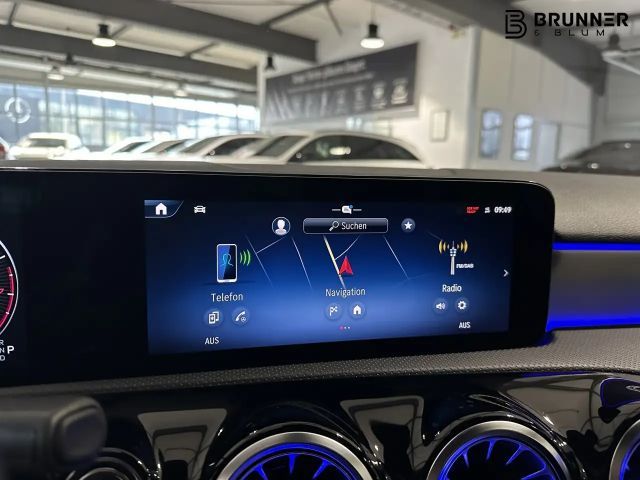 Mercedes-Benz A 250 4MATIC AMG Line