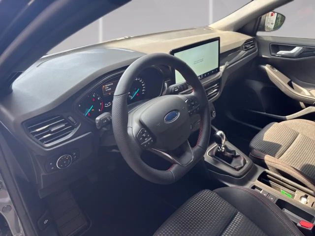 Ford Focus EcoBoost ST Line