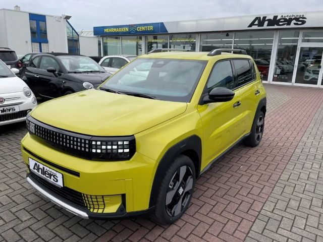 Fiat Grande Panda E La Prima