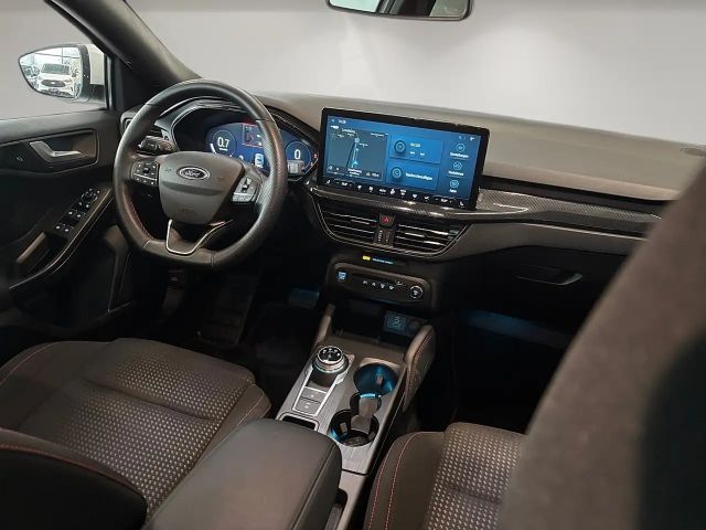 Ford Focus ST Line Wagon