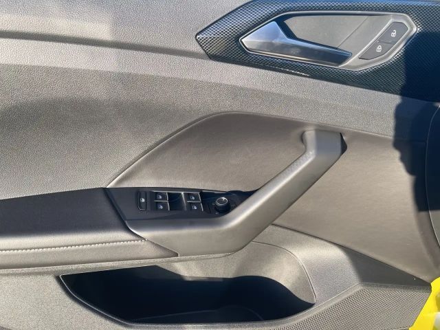 Volkswagen T-Cross 1.0 TSI DSG R-Line