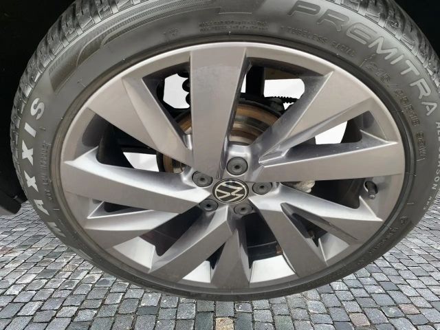 Volkswagen Taigo 1.5 TSI DSG Style