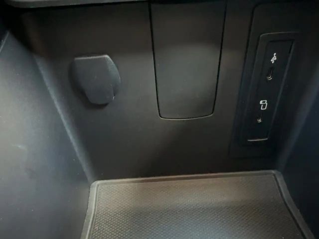 Mercedes-Benz V 220 V 220 d