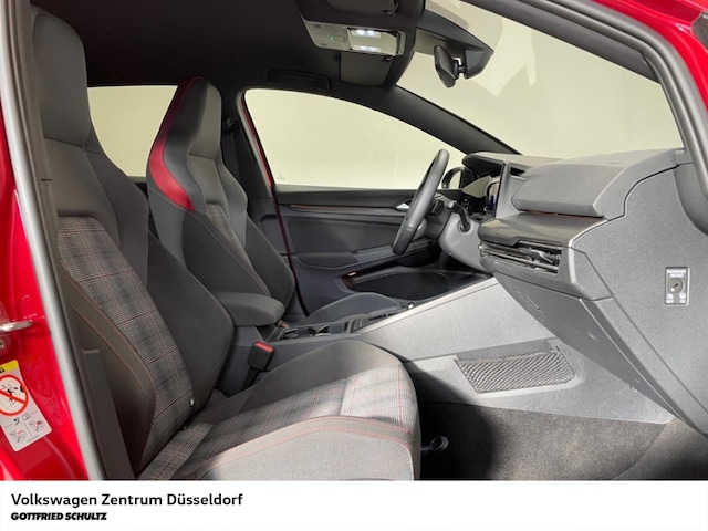 Volkswagen Golf 2.0 TSI DSG Style