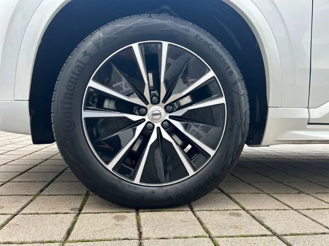 Volvo XC90 AWD Momentum