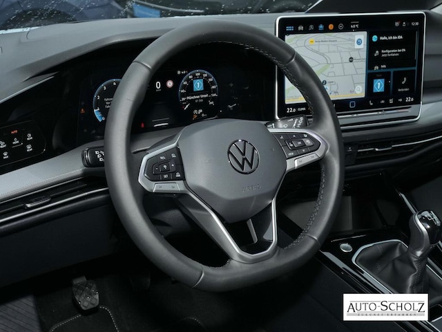 Volkswagen Golf Style