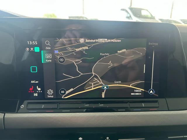 Volkswagen Golf Life Variant