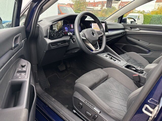 Volkswagen Golf Style