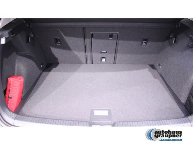 Volkswagen Golf 1.5 eTSI DSG Golf VIII