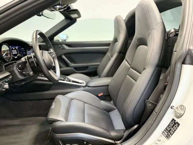 Porsche 911 4 Cabrio Targa