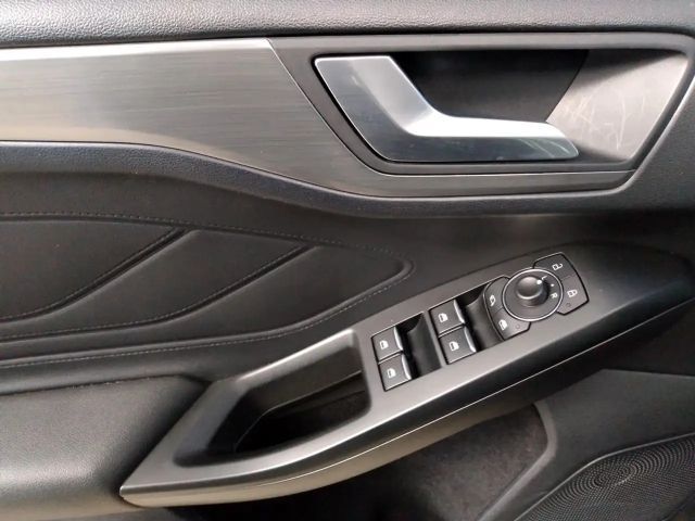 Ford Focus Titanium Wagon