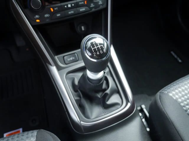 Suzuki S-Cross Hybrid