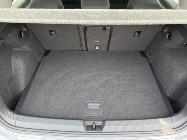 Volkswagen Golf 1.5 eTSI DSG