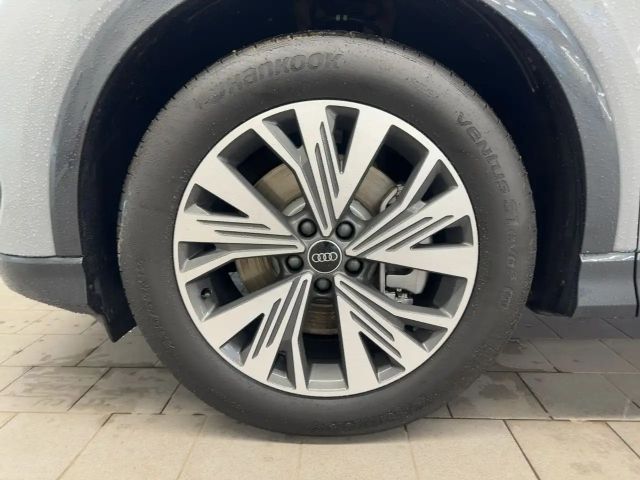 Audi Q4 e-tron 45 LED Navi DAB Sportsitze