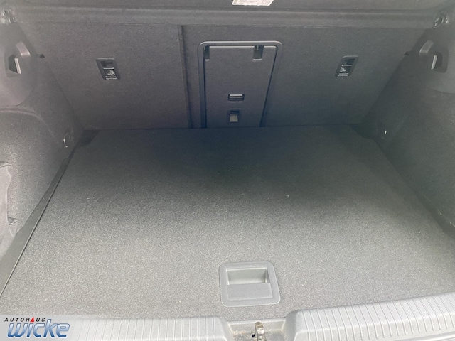 Volkswagen Golf 1.5 eTSI DSG