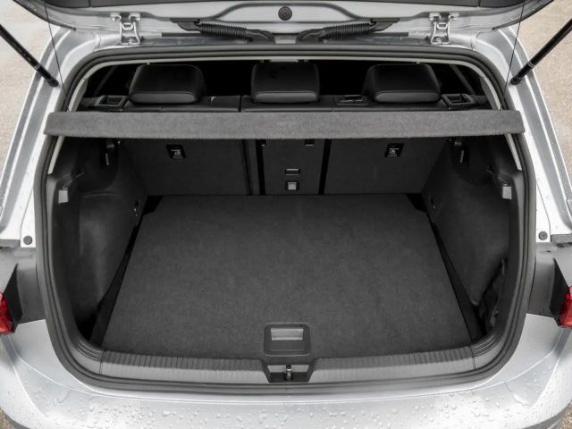 Volkswagen Golf 1.5 TSI Golf VIII