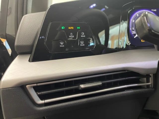 Volkswagen Golf 1.5 TSI Golf VIII Variant