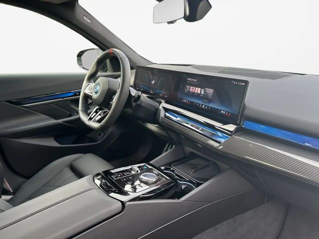 BMW i5 M60 Sedan
