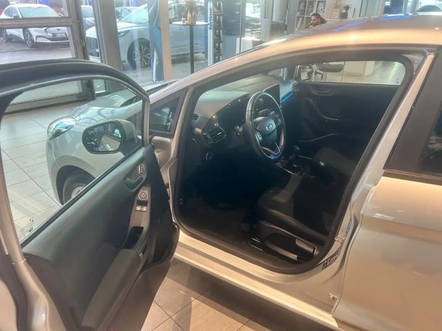 Ford Fiesta Cool & Connect