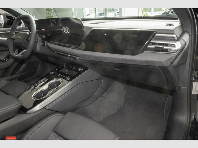 Audi A6 Avant Quattro S-Tronic