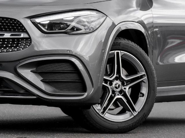 Mercedes-Benz GLA 200 AMG Line
