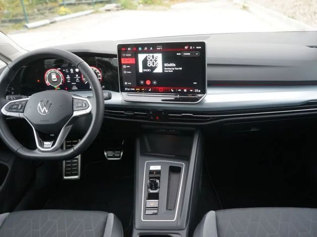 Volkswagen Golf 1.5 eTSI Golf VIII