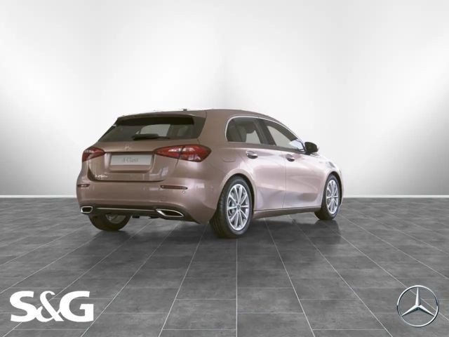 Mercedes-Benz A 250 A 250 e