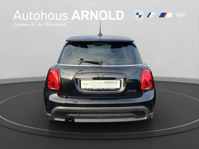 MINI Cooper Hatch DAB LED Navi Komfortzg. Tempomat