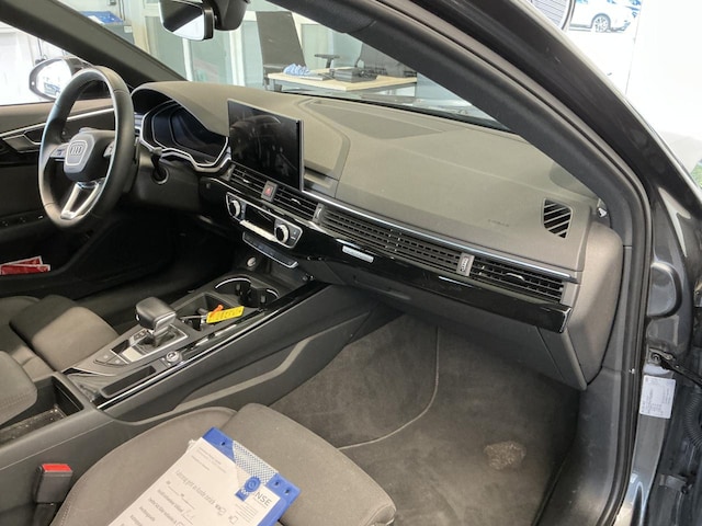 Audi A4 40 TDI Avant Quattro S-Line S-Tronic