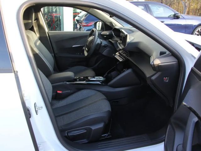 Peugeot E-2008 Allure Pack