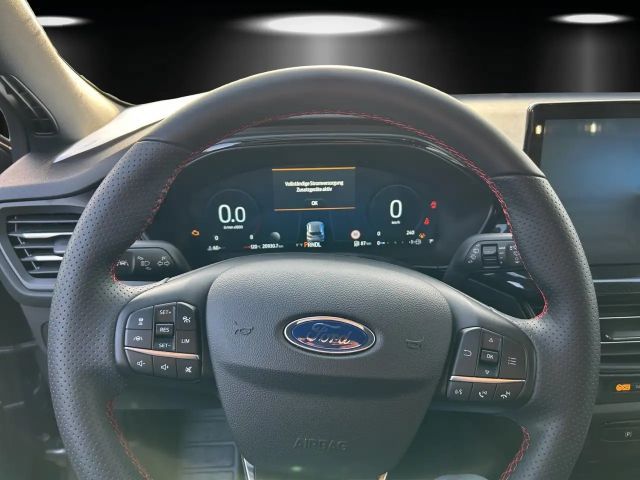 Ford Focus EcoBoost ST Line