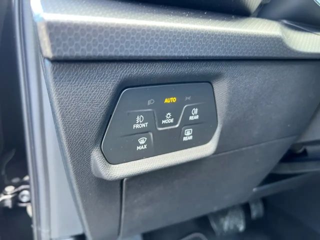 Seat Leon 2.0 TDI Sportstourer Style