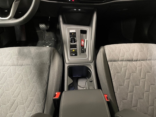 Volkswagen Golf 1.5 eTSI DSG Golf VIII