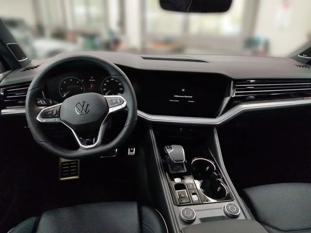 Volkswagen Touareg 4Motion R-Line