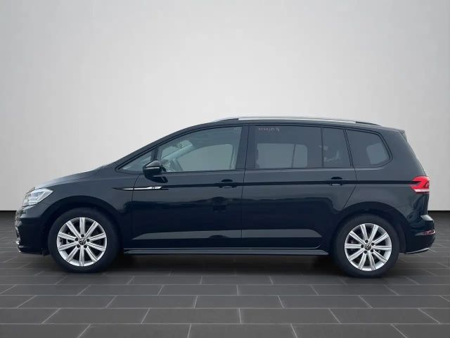 Volkswagen Touran 1.5 TSI DSG R-Line