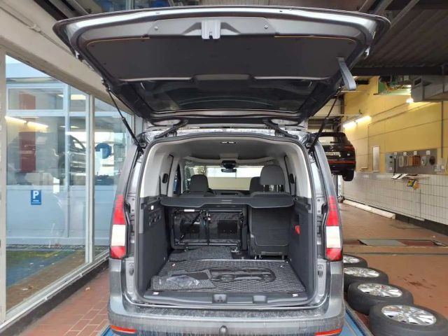 Volkswagen Caddy Combi DSG Life