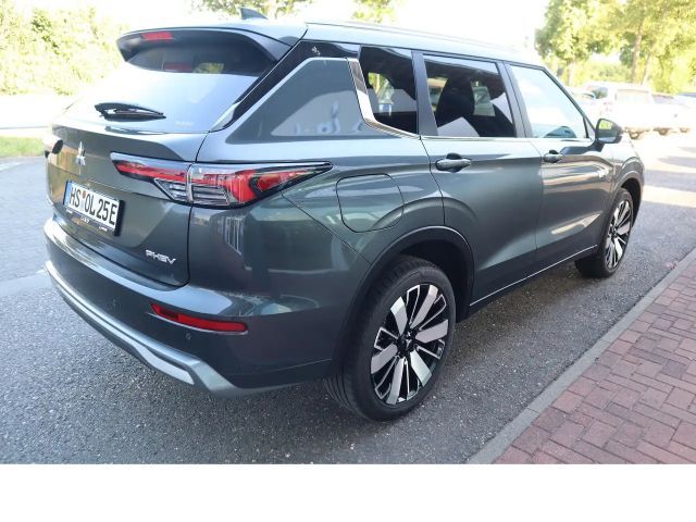 Mitsubishi Outlander PHEV