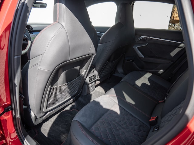 Audi S3 Quattro S-Tronic Sedan